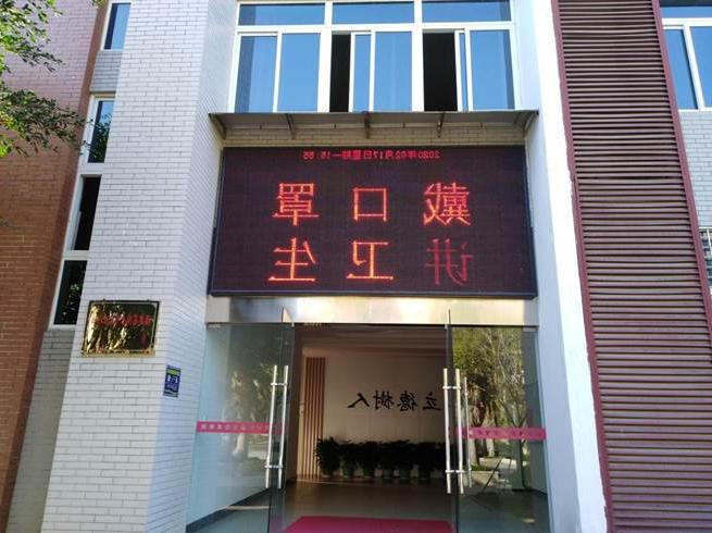 说明: http://ths.theextremes.net/__local/8/90/9A/9AA01A7B61126820EC2285B17E6_7E18EB5A_20483.jpg